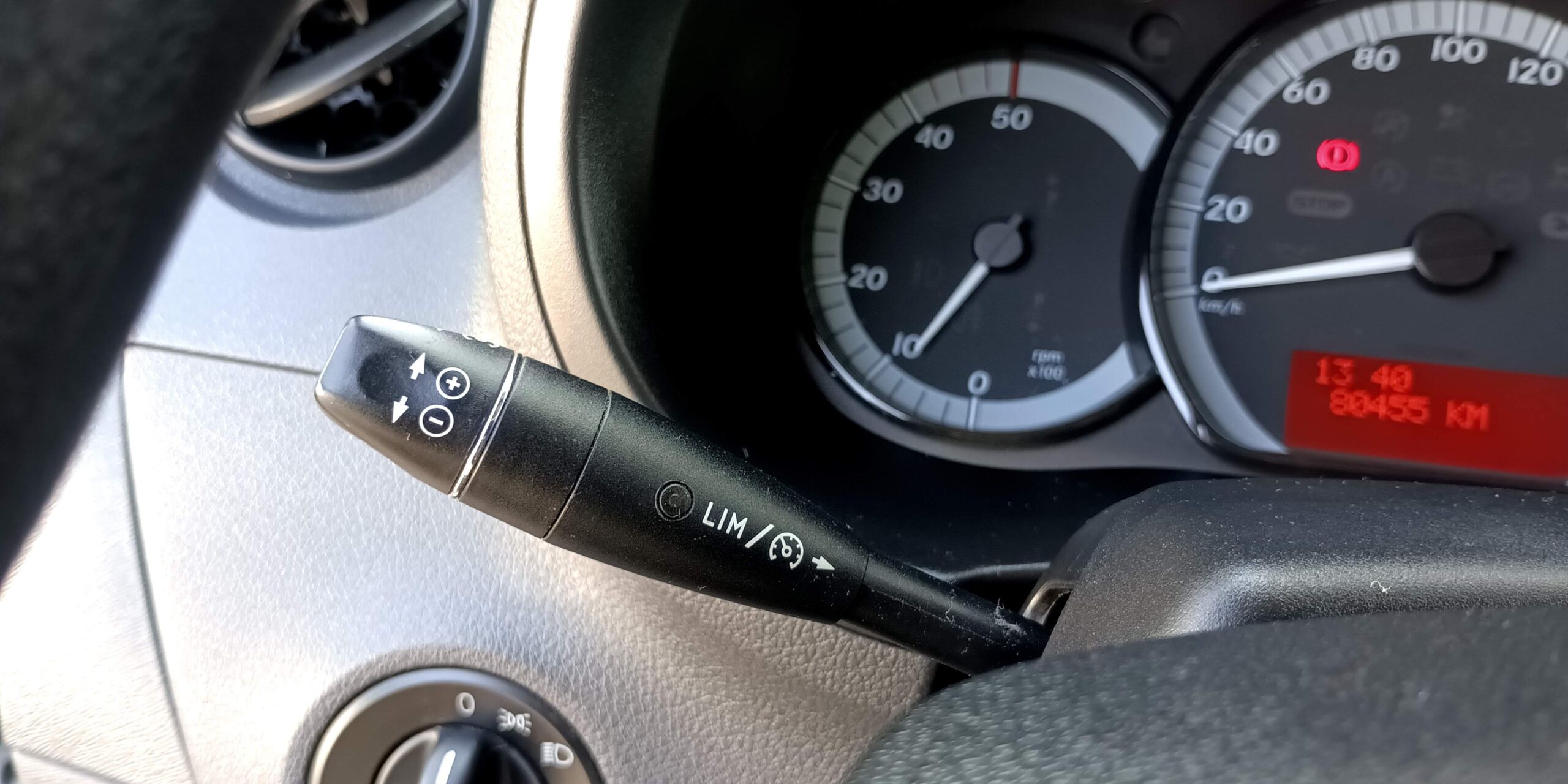 
								Mercedes-Benz Citan CDI Usada 2021 – Faro Algarve cheio									