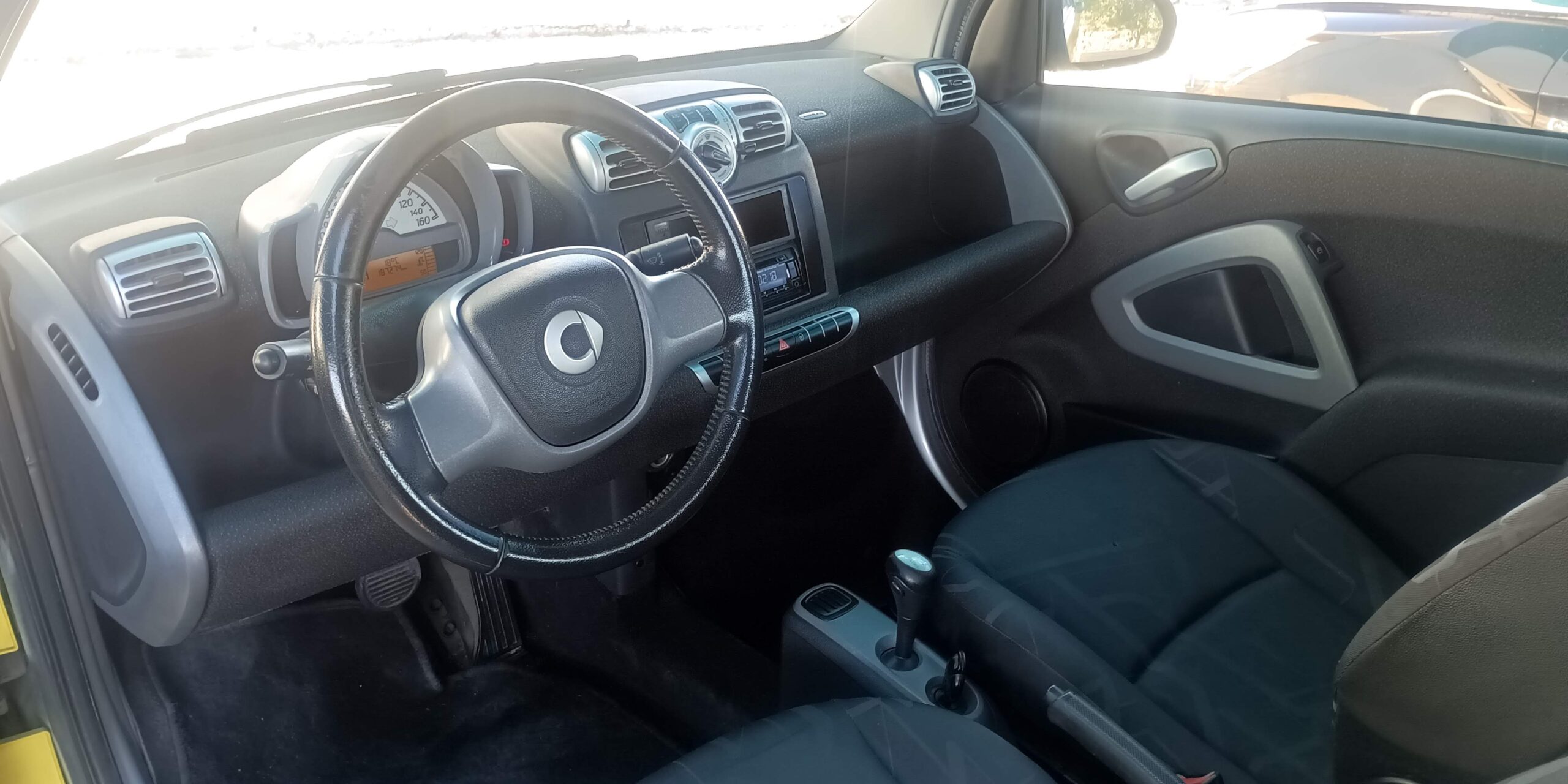 
								SMART FORTWO COUPÉ 1.0 Usado com Garantia cheio									