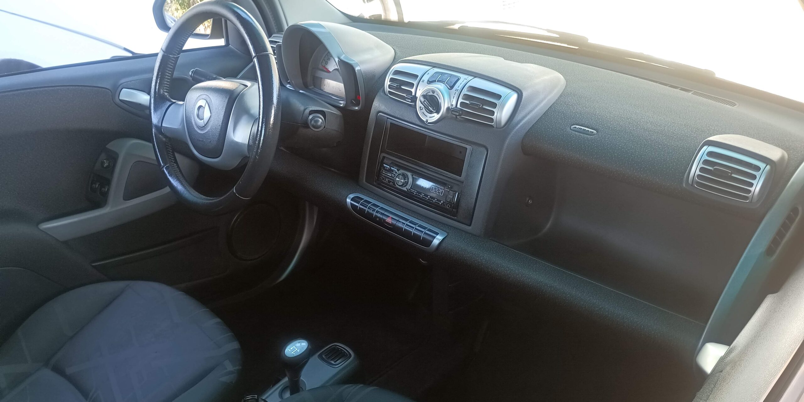 
								SMART FORTWO COUPÉ 1.0 Usado com Garantia cheio									