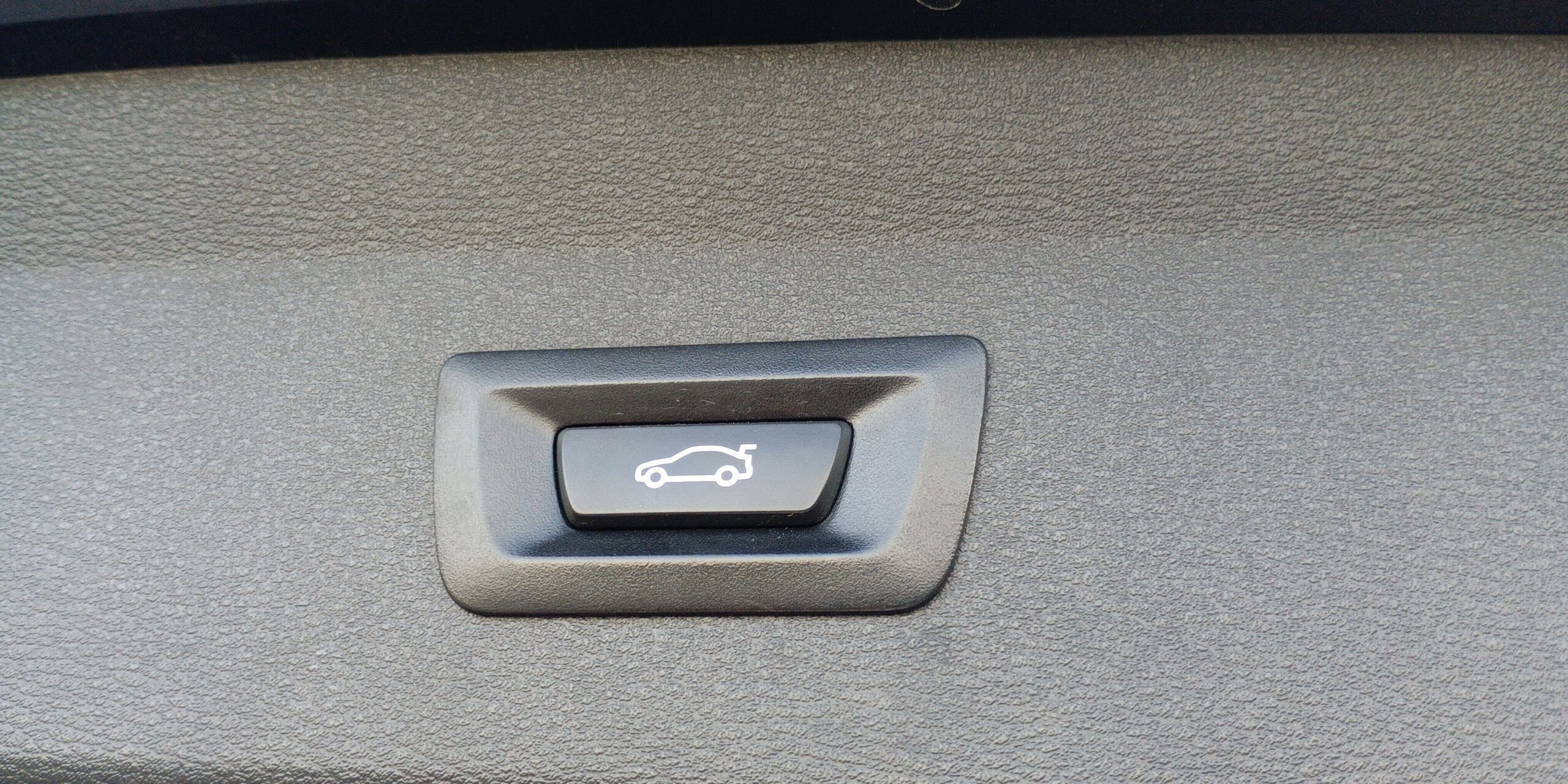 
								BMW X1 Sport Gasóleo 2020 Caixa automática – Faro cheio									