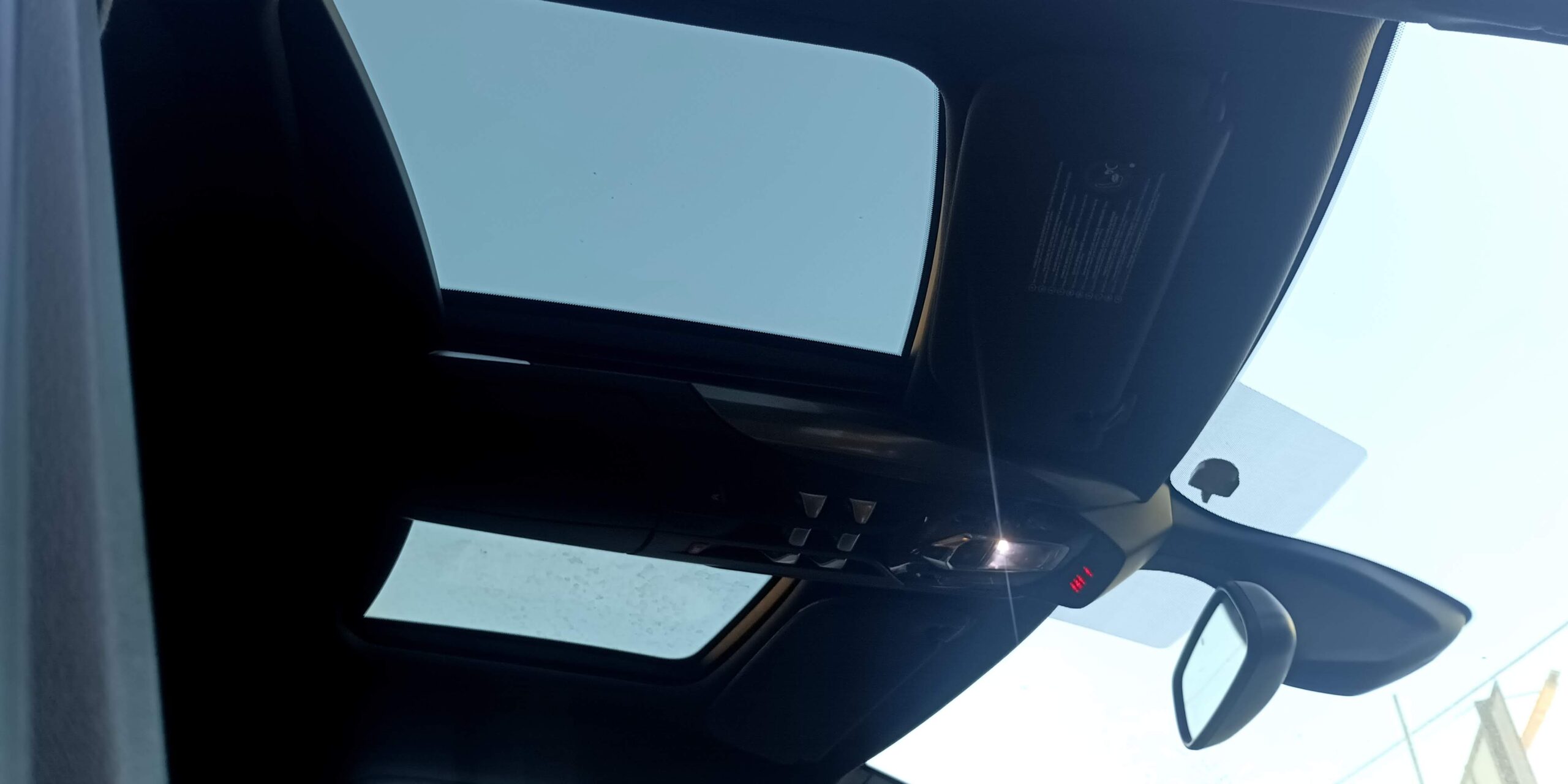 
								CITROËN DS5 2013 2.0 HDI HYBRID 4 4X4 Usado Faro cheio									