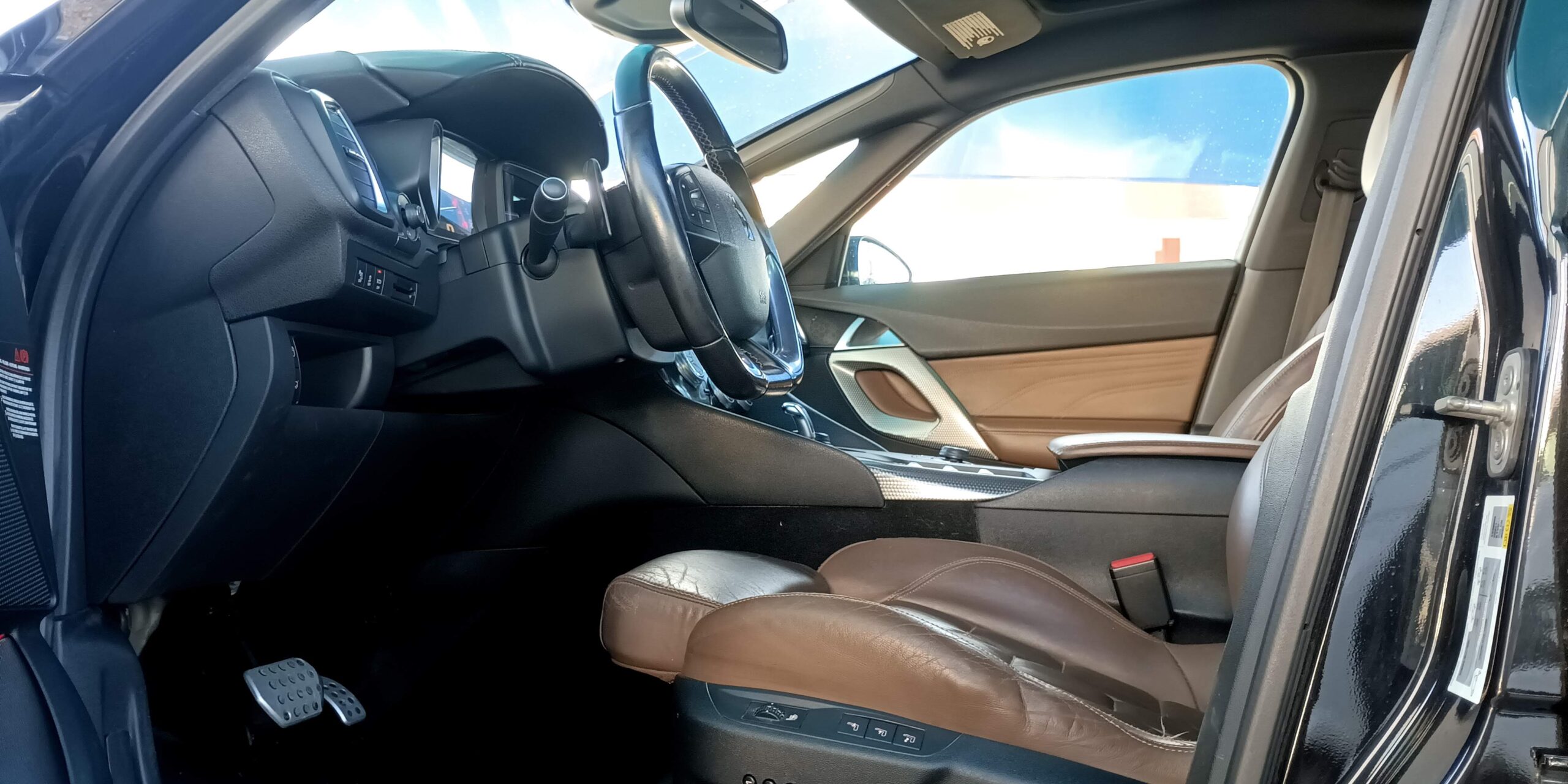 
								CITROËN DS5 2013 2.0 HDI HYBRID 4 4X4 Usado Faro cheio									