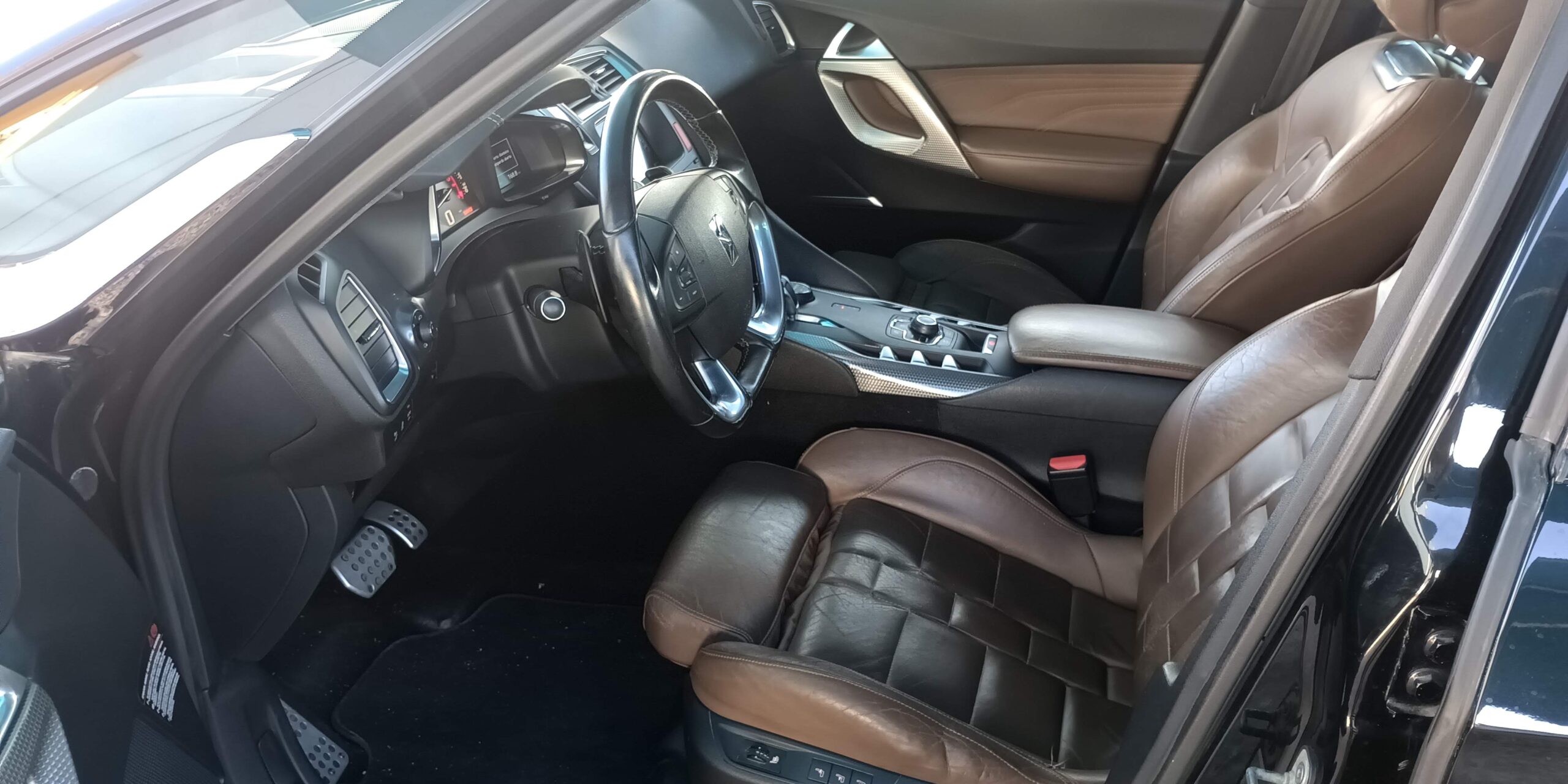 
								CITROËN DS5 2013 2.0 HDI HYBRID 4 4X4 Usado Faro cheio									