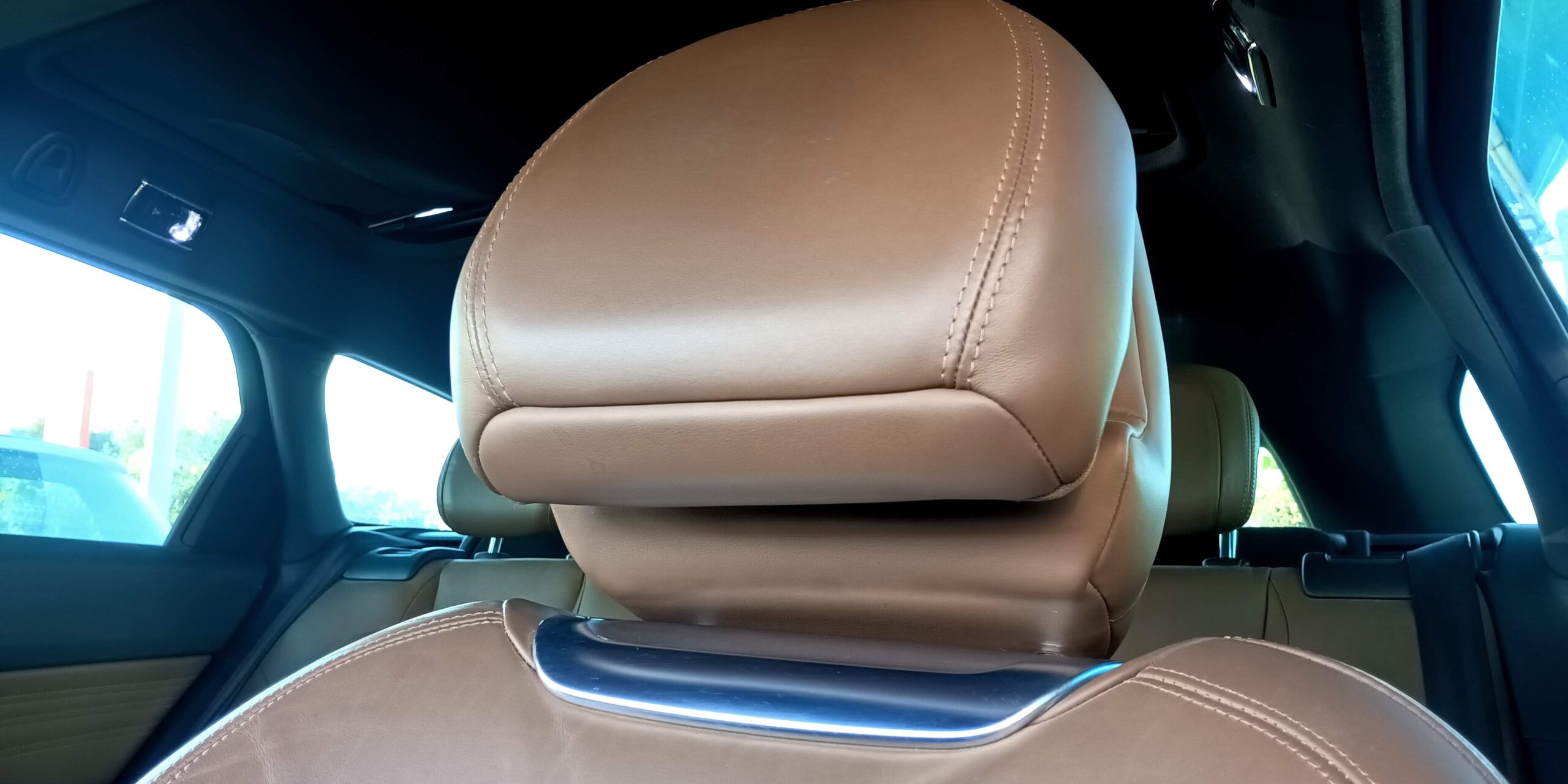 
								CITROËN DS5 2013 2.0 HDI HYBRID 4 4X4 Usado Faro cheio									